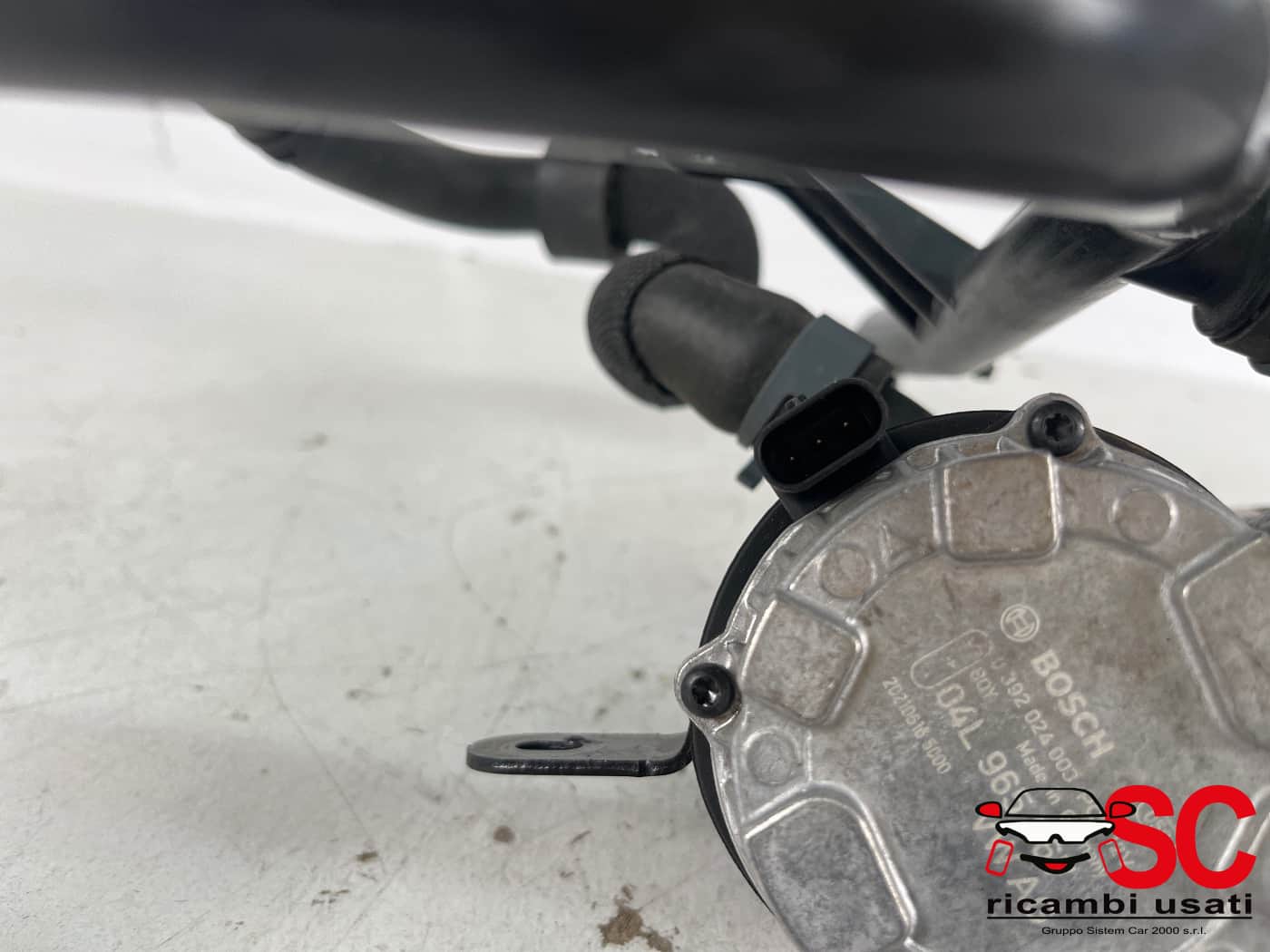 Pompa Liquido Raffreddamento Audi A3 1.4 Ibrida 04L965567 - 41697 Pompa Liquido Raffreddamento Audi A3 1.4 Ibrida 04L965567 - 41697