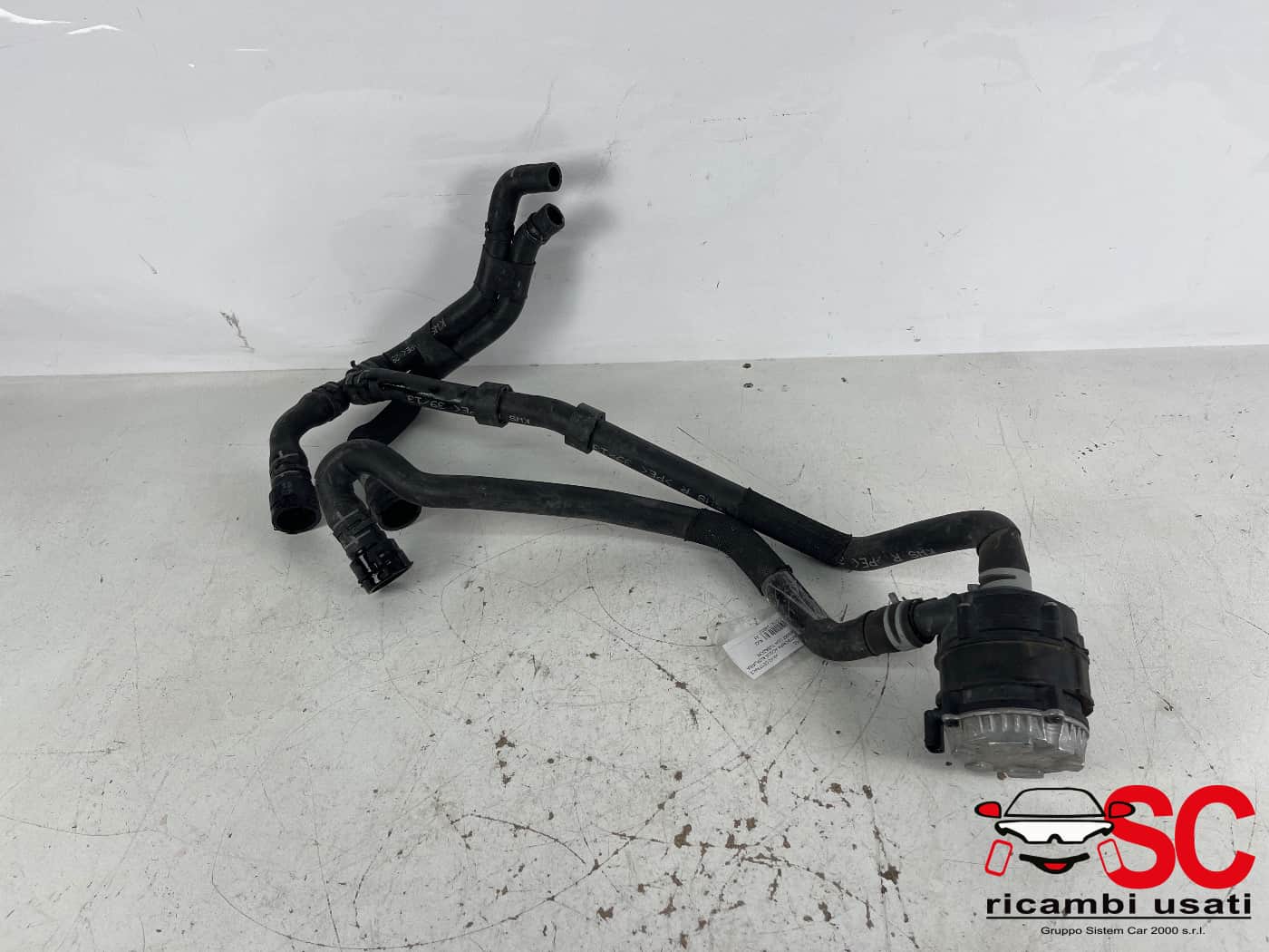 Pompa Acqua Ausiliaria Audi A3 1.4 Ibrida 04L965567 - 41700 Pompa Acqua Ausiliaria Audi A3 1.4 Ibrida 04L965567 - 41700