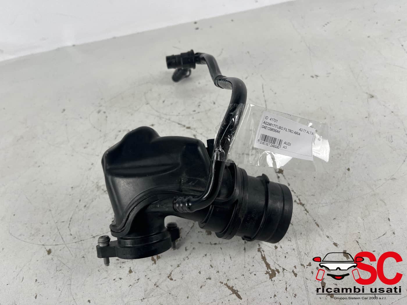 Tubo Filtro Aria Audi A3 1.4 Ibrida 04E129656AK - 41701