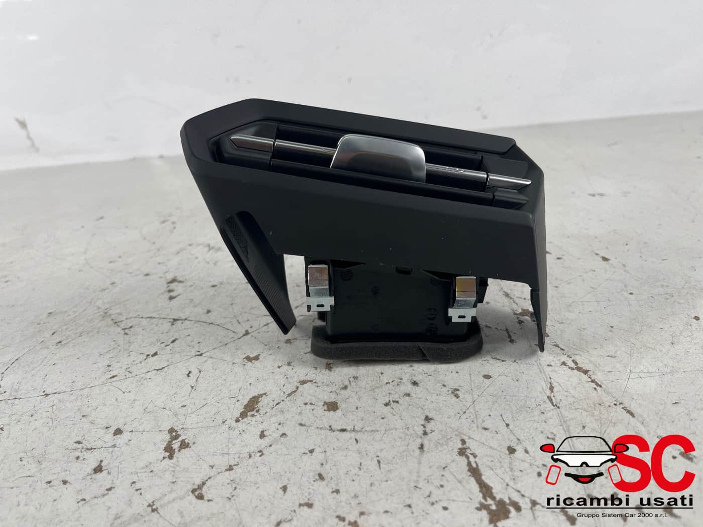 Diffusore Aria Condizionata Sinistro Audi A3 8y 8Y1820901A - 41776 Diffusore Aria Condizionata Sinistro Audi A3 8y 8Y1820901A - 41776