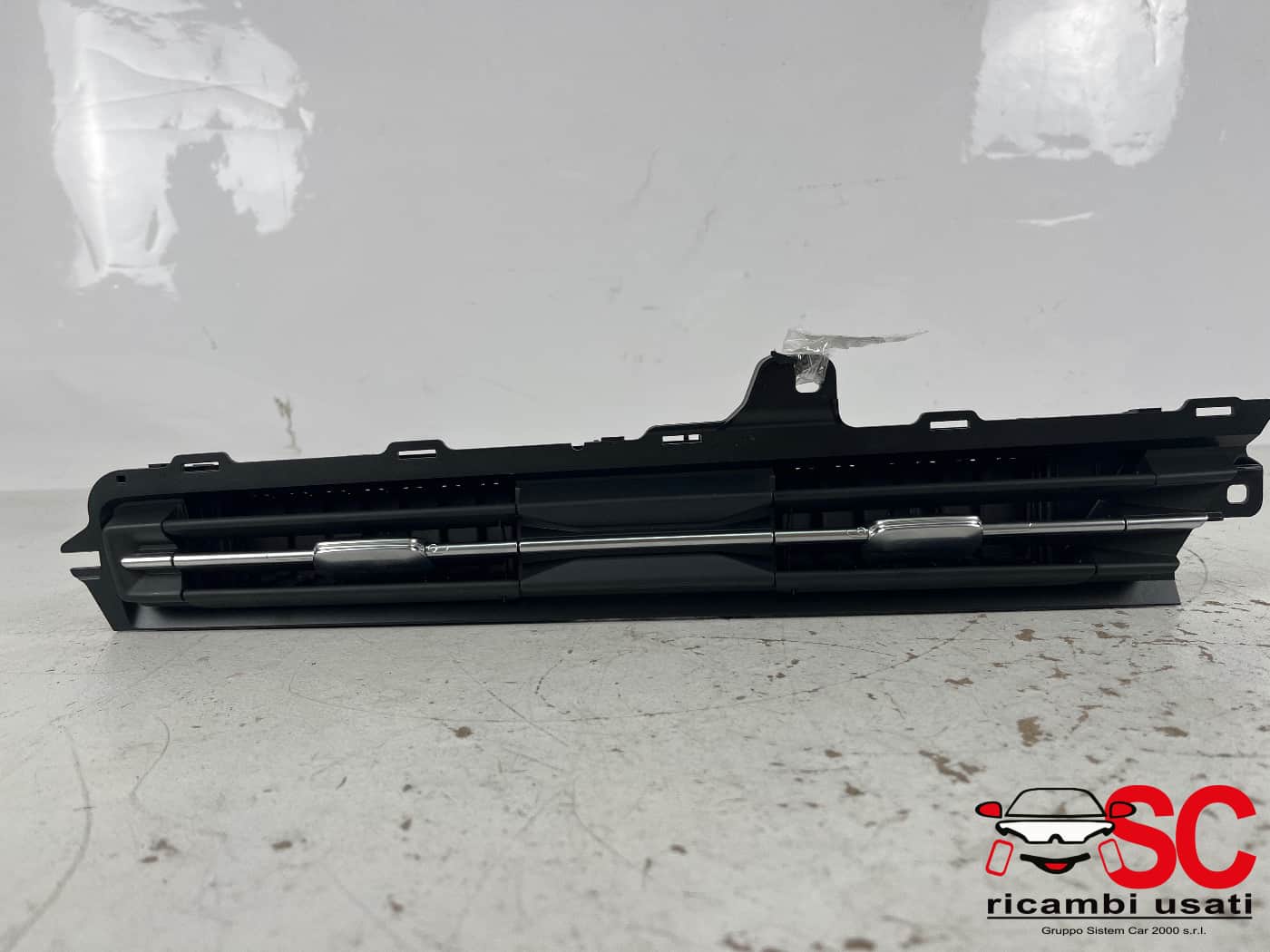 Diffusore Aria Condizionata Destro Audi A3 8y 8Y1820951A - 41781 Diffusore Aria Condizionata Destro Audi A3 8y 8Y1820951A - 41781