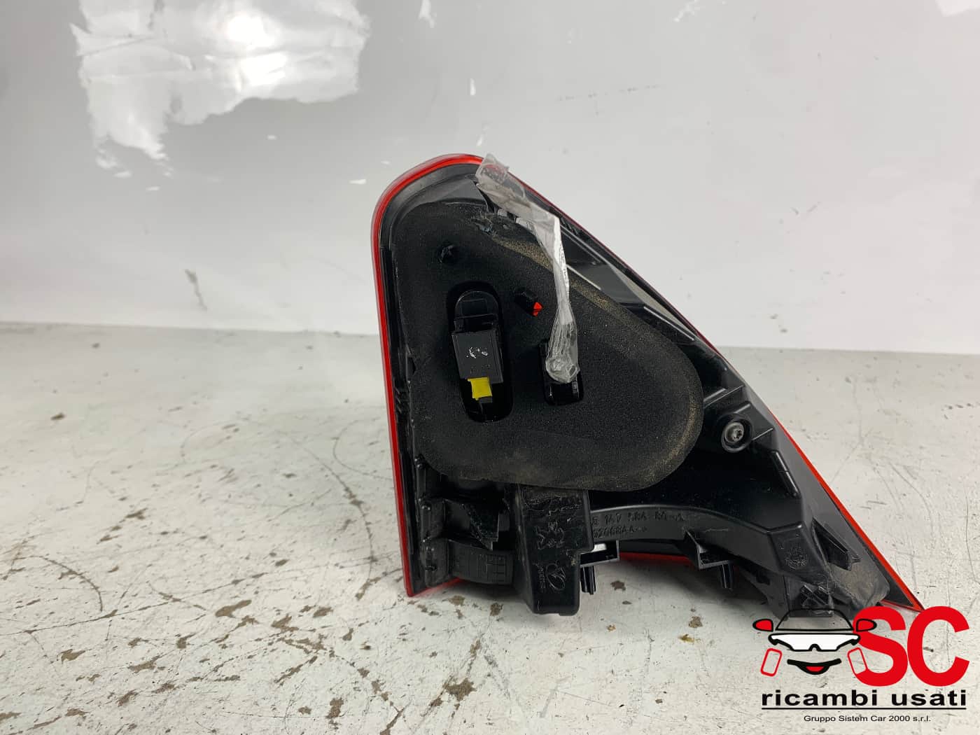 Fanale Posteriore Sinistro Peugeot 2008 9814758480 - 41845 Fanale Posteriore Sinistro Peugeot 2008 9814758480 - 41845