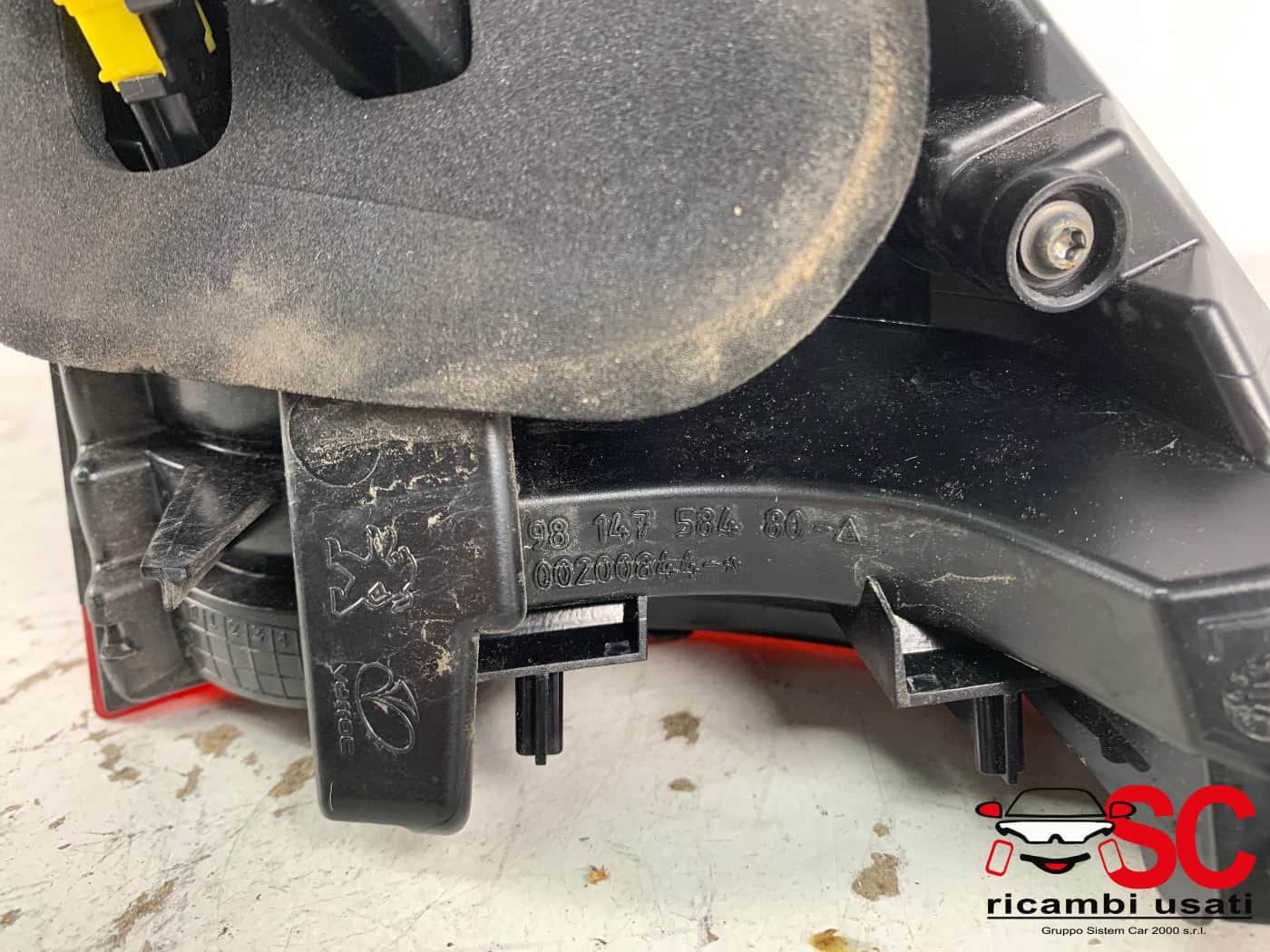 Fanale Posteriore Sinistro Peugeot 2008 9814758480 - 41845 Fanale Posteriore Sinistro Peugeot 2008 9814758480 - 41845