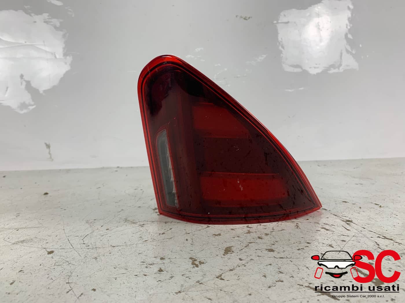 Fanale Posteriore Destro Peugeot 2008 9814757280 - 41848 Fanale Posteriore Destro Peugeot 2008 9814757280 - 41848