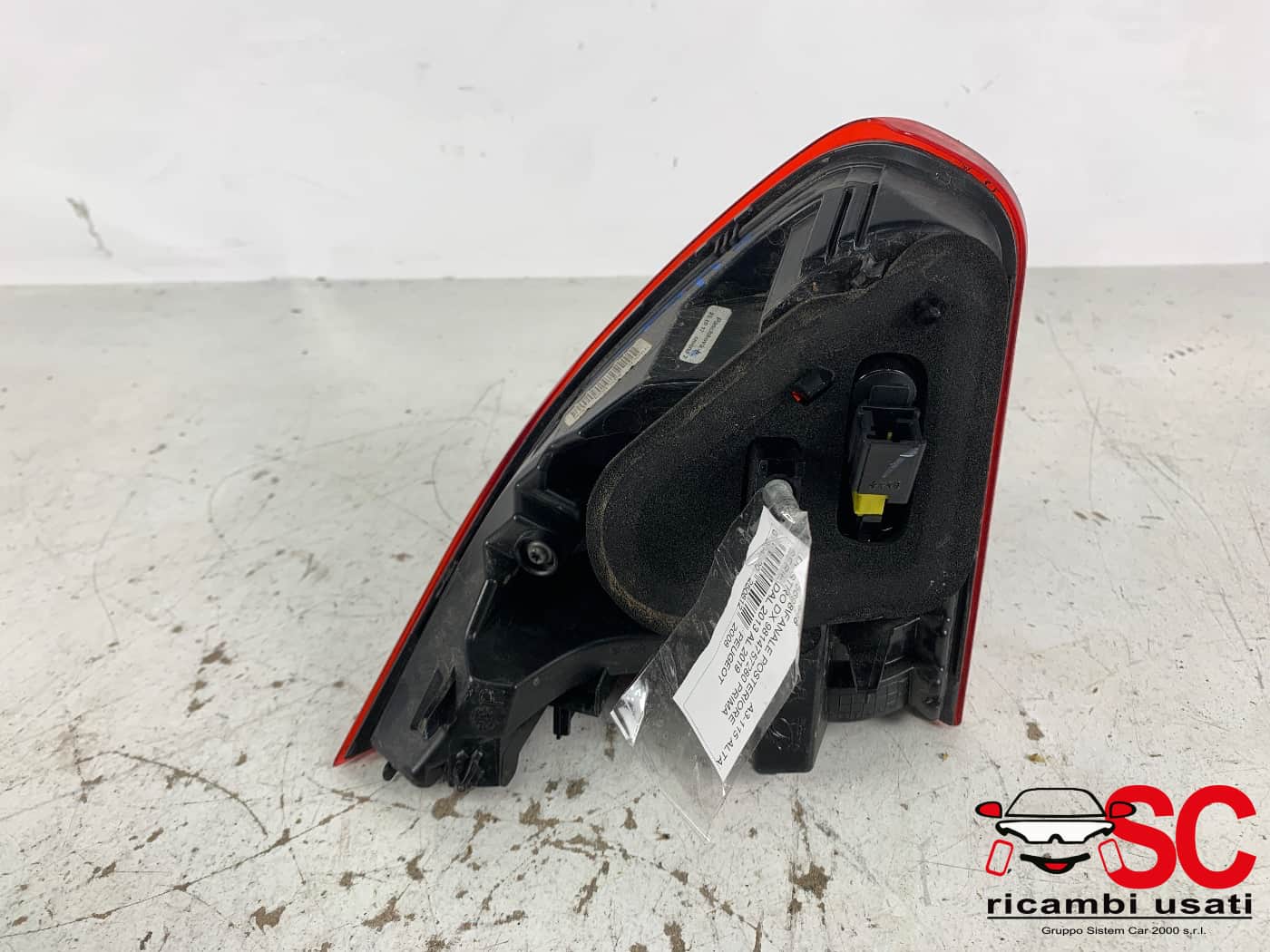 Fanale Posteriore Destro Peugeot 2008 9814757280 - 41848 Fanale Posteriore Destro Peugeot 2008 9814757280 - 41848