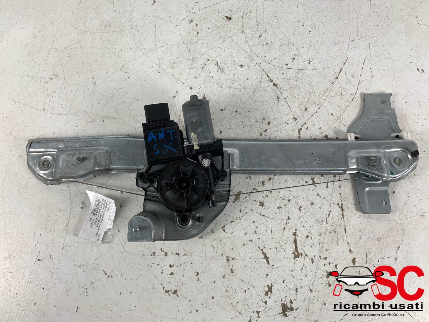 Alzavetro Anteriore Sinistro Peugeot 2008 9815999380 - 41862 Alzavetro Anteriore Sinistro Peugeot 2008 9815999380 - 41862