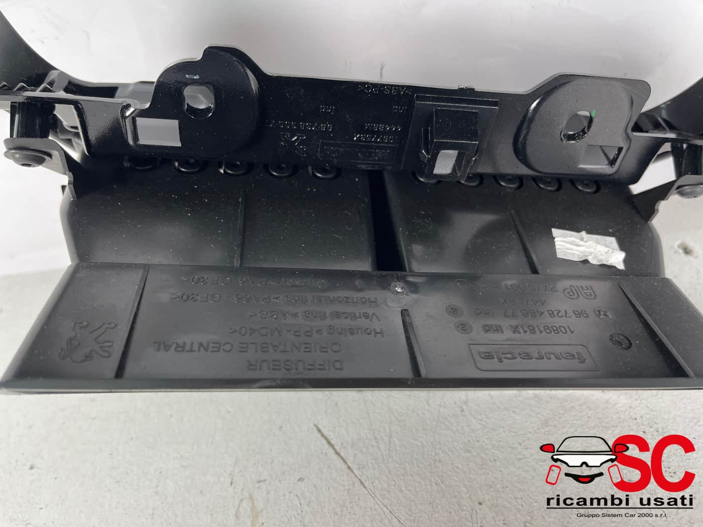 Modanatura Cruscotto Centrale Peugeot 2008 9672848677 - 41895 Modanatura Cruscotto Centrale Peugeot 2008 9672848677 - 41895