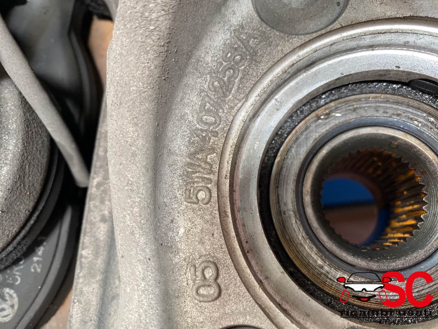 Mozzo Anteriore Destro Audi A3 8y 1.4 Ibrida 5WA407254A - W00564