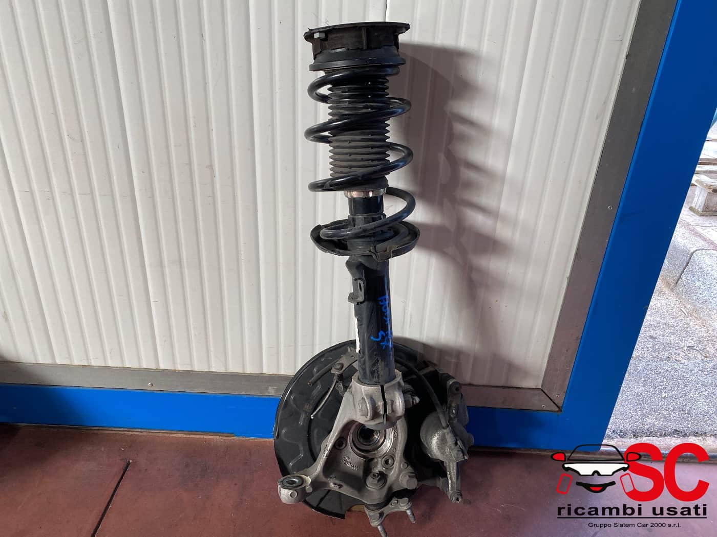 Mozzo Anteriore Sinistro Audi A3 1.4 Ibrida 5WA407253A - W00565 Mozzo Anteriore Sinistro Audi A3 1.4 Ibrida 5WA407253A - W00565