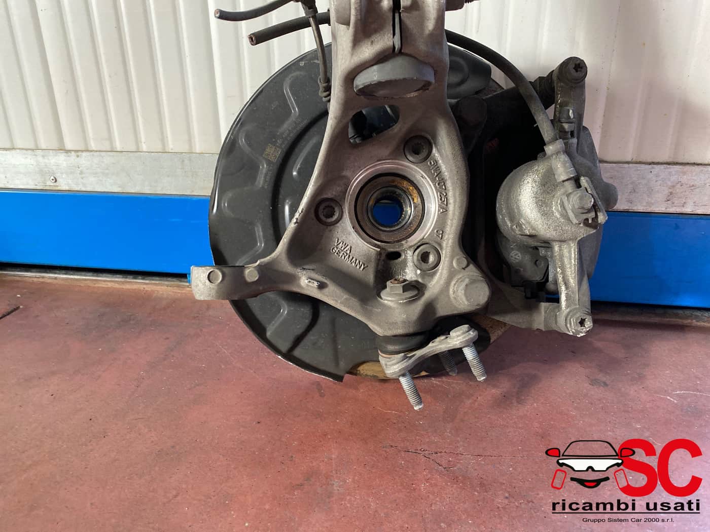 Mozzo Anteriore Sinistro Audi A3 1.4 Ibrida 5WA407253A - W00565 Mozzo Anteriore Sinistro Audi A3 1.4 Ibrida 5WA407253A - W00565