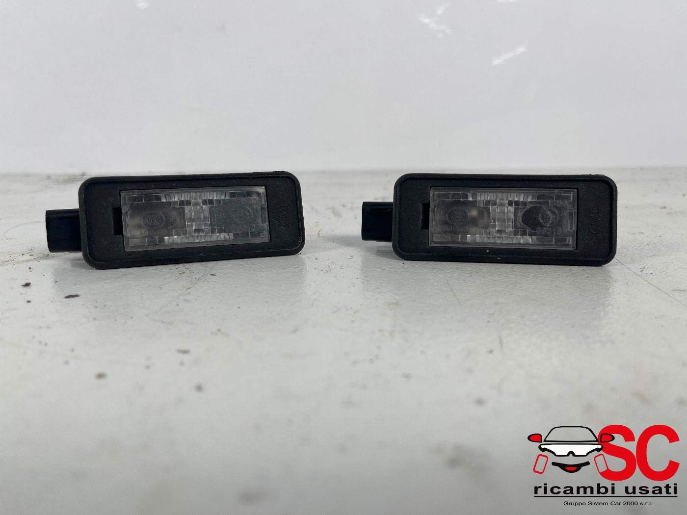 FANALE LUCE TARGA PEUGEOT 2008 Serie 9682403680 (19>)