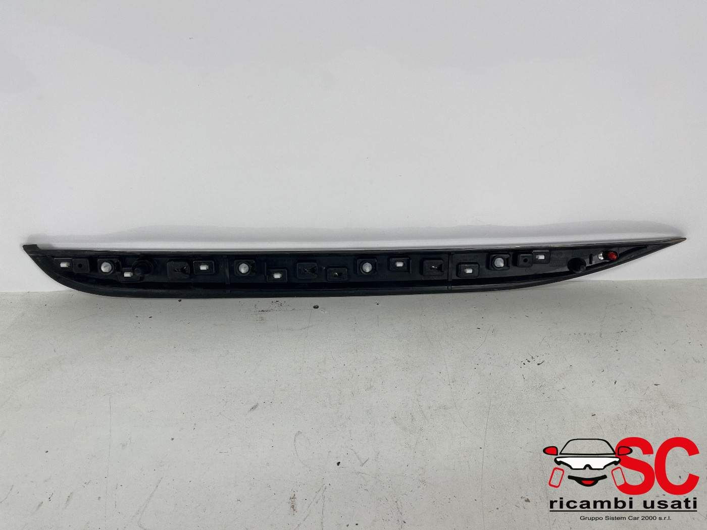 MODANATURA PORTA POSTERIORE DX PEUGEOT 2008 Serie 9806404777 (19>)