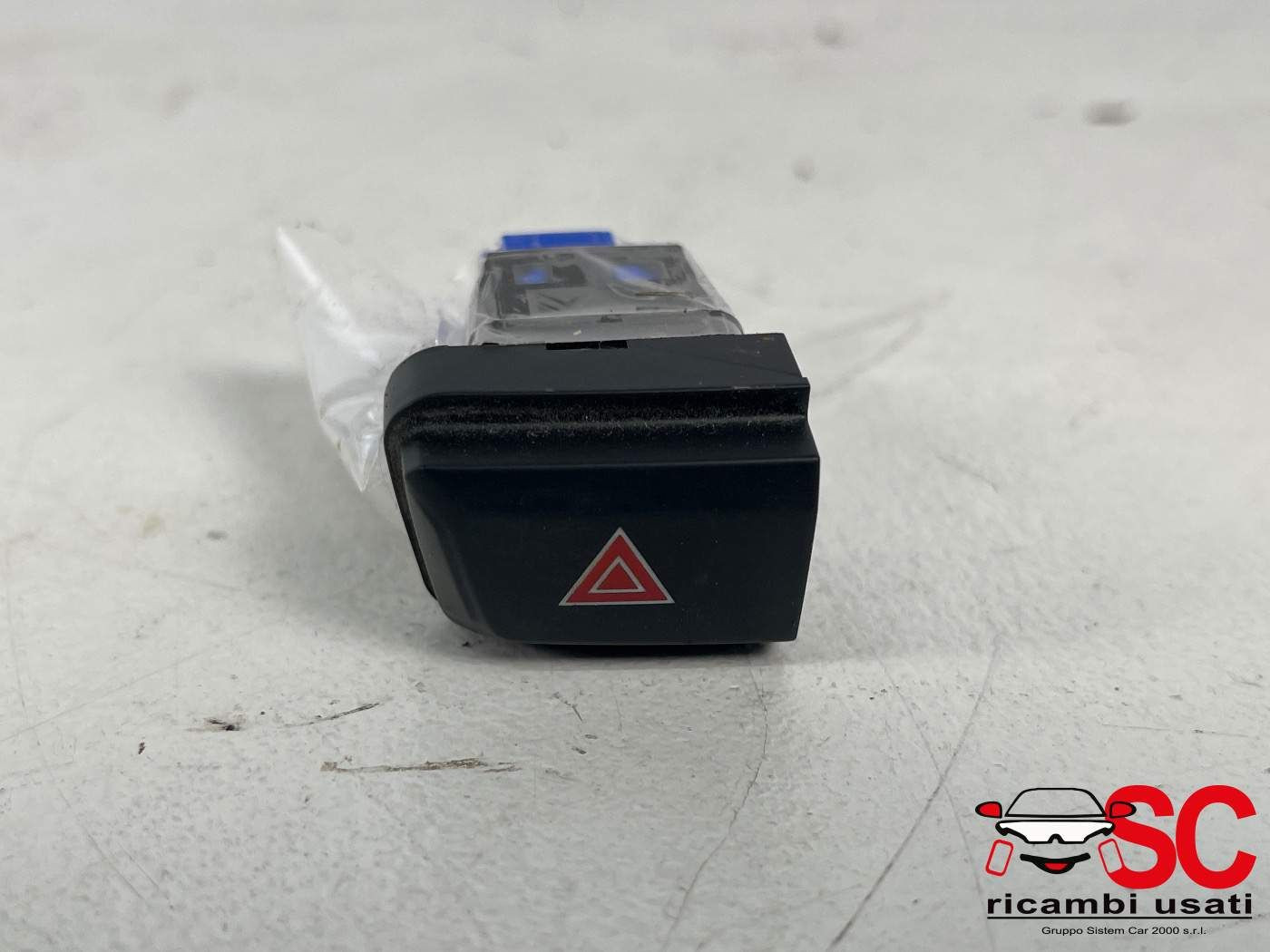96750916ZD 96750916ZD PULSANTE QUATTRO 4 FRECCE PEUGEOT 2008 Serie diesel