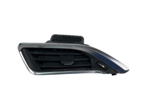 BOCCHETTA ARIA CRUSCOTTO SX PEUGEOT 2008 Serie 9633131777 (19>)