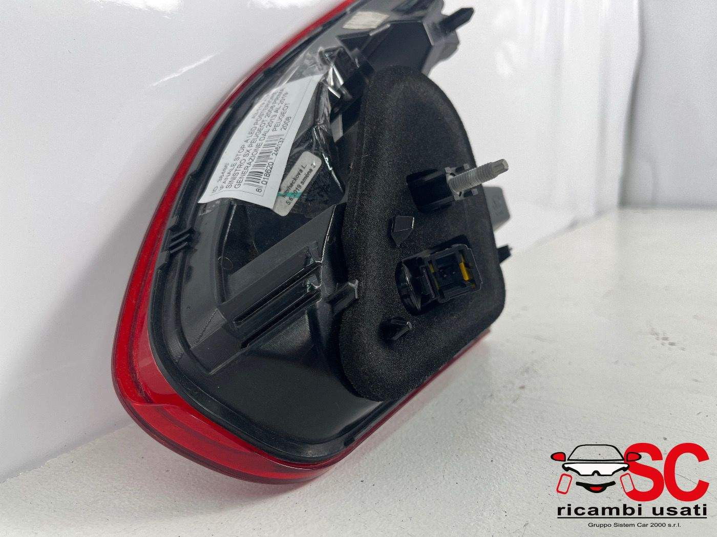 STOP FANALE POSTERIORE SINISTRO PEUGEOT 2008 Serie 9814758480 (19>)