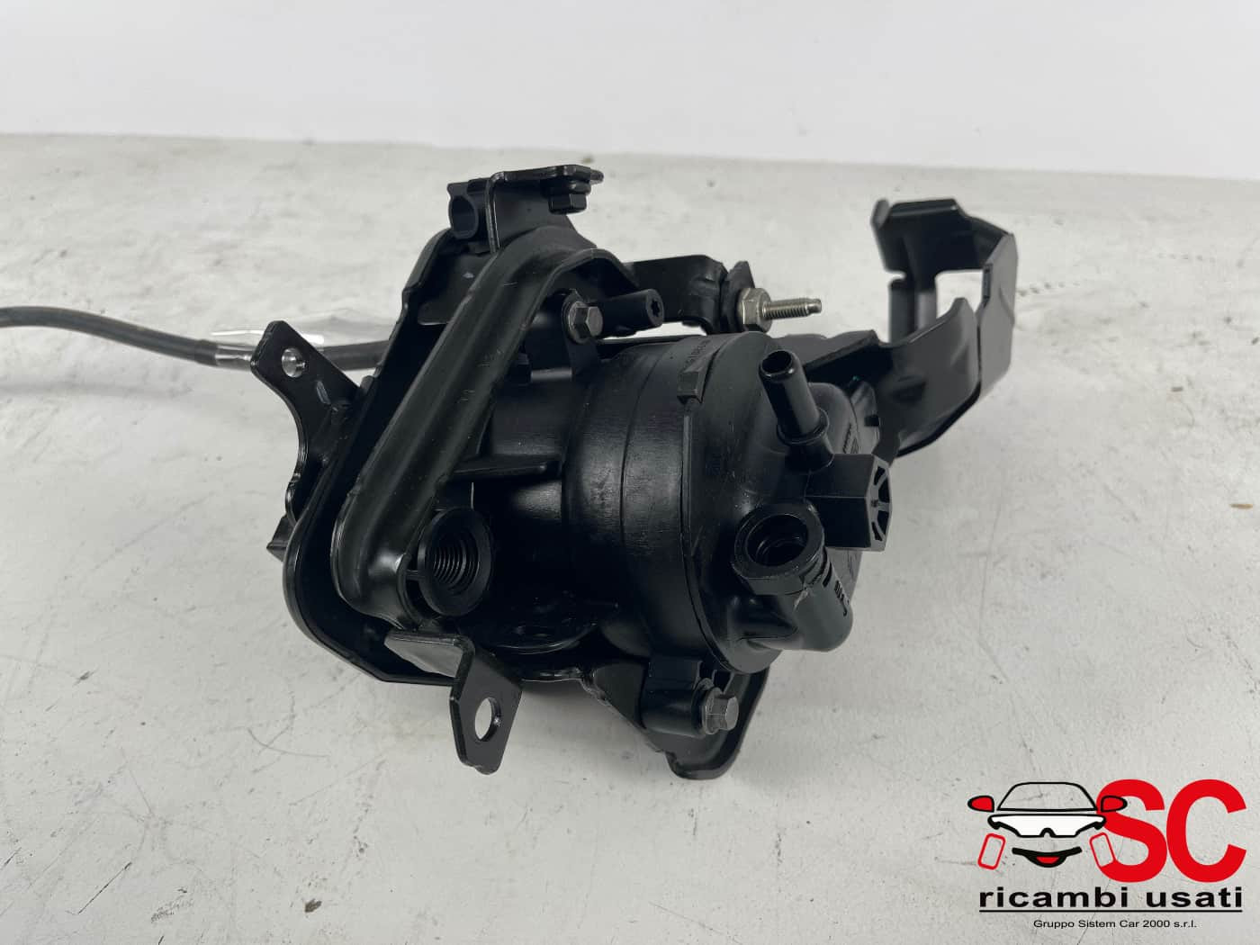 FM5Q9155AA FM5Q9155AA SUPPORTO FILTRO GASOLIO FORD Fiesta 7° Serie diesel