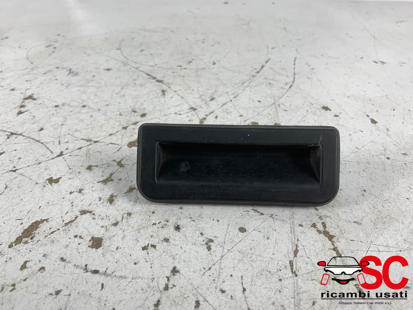 PULSANTE APERTURA PORTELLONE POSTERIORE AUDI A3 Sportback (8YA) 6V082756605S (19>)