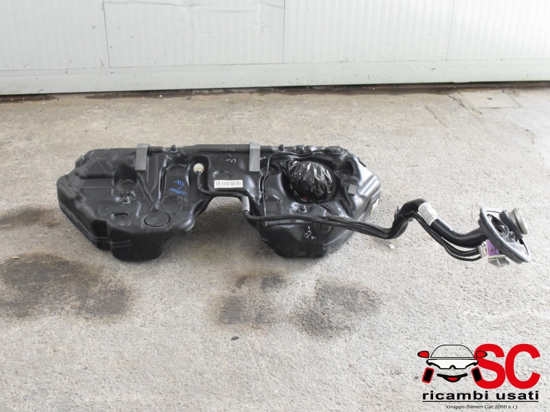 Serbatoio Carburante Mercedes Classe C220 Sw A205470050 - 36336 Serbatoio Carburante Mercedes Classe C220 Sw A205470050 - 36336