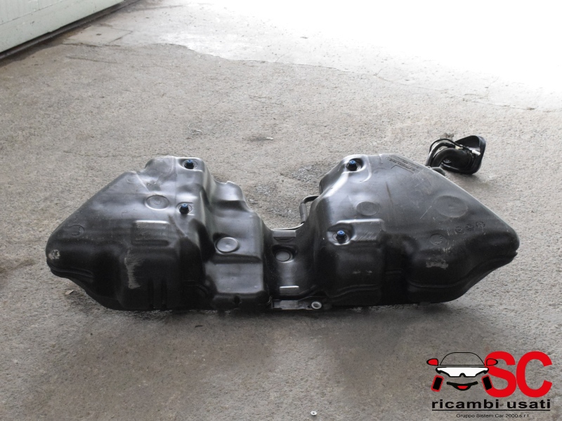 Serbatoio Carburante Mercedes Classe C220 Sw A205470050 - 36336 Serbatoio Carburante Mercedes Classe C220 Sw A205470050 - 36336