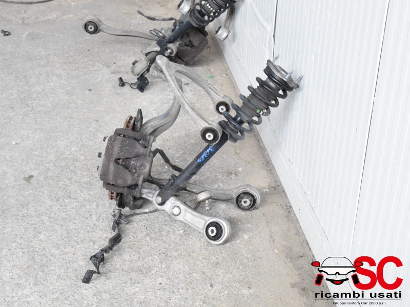 Mozzo Anteriore Destro Dx Mercedes Classe C W205 A2053322200 - 36384 Mozzo Anteriore Destro Dx Mercedes Classe C W205 A2053322200 - 36384