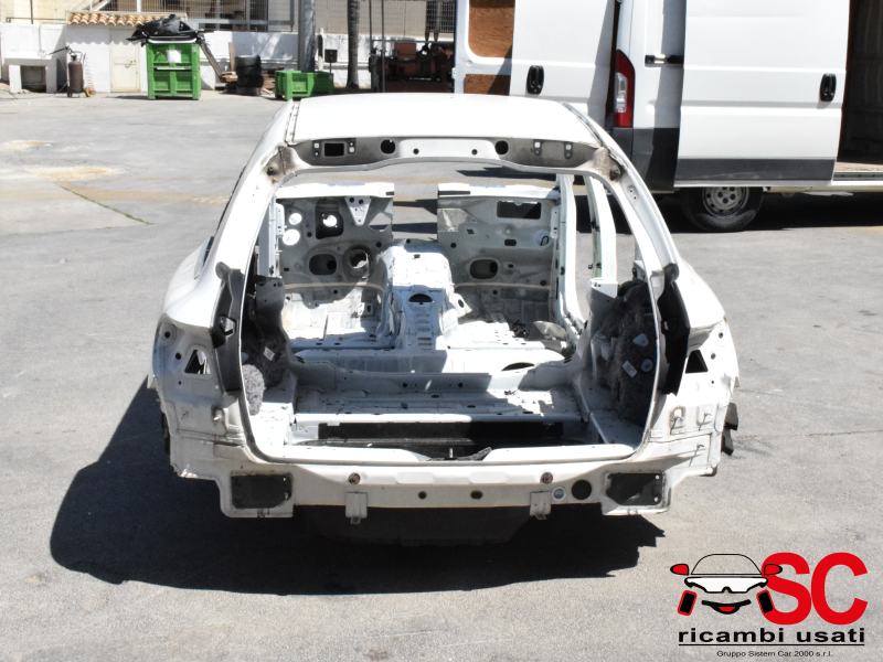 Fianco Fiancata Tagliata Mercedes Classe C Sw W205 - 36705 Fianco Fiancata Tagliata Mercedes Classe C Sw W205 - 36705