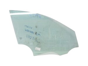 Vetro Scendente Anteriore Destro Classe C W205  - 37194