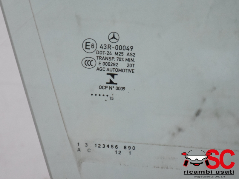 Vetro Scendente Anteriore Destro Classe C W205  - 37194