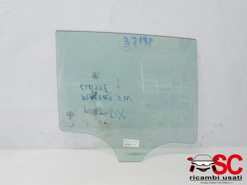Vetro Scendente Posteriore Destro Classe C W205  - 37198