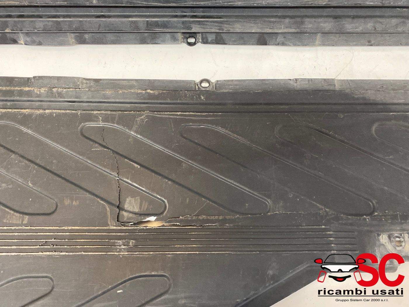 Sottoscocca Mercedes Classe C Sw W205 A2056842000 A2056841900 - 37804 Sottoscocca Mercedes Classe C Sw W205 A2056842000 A2056841900 - 37804