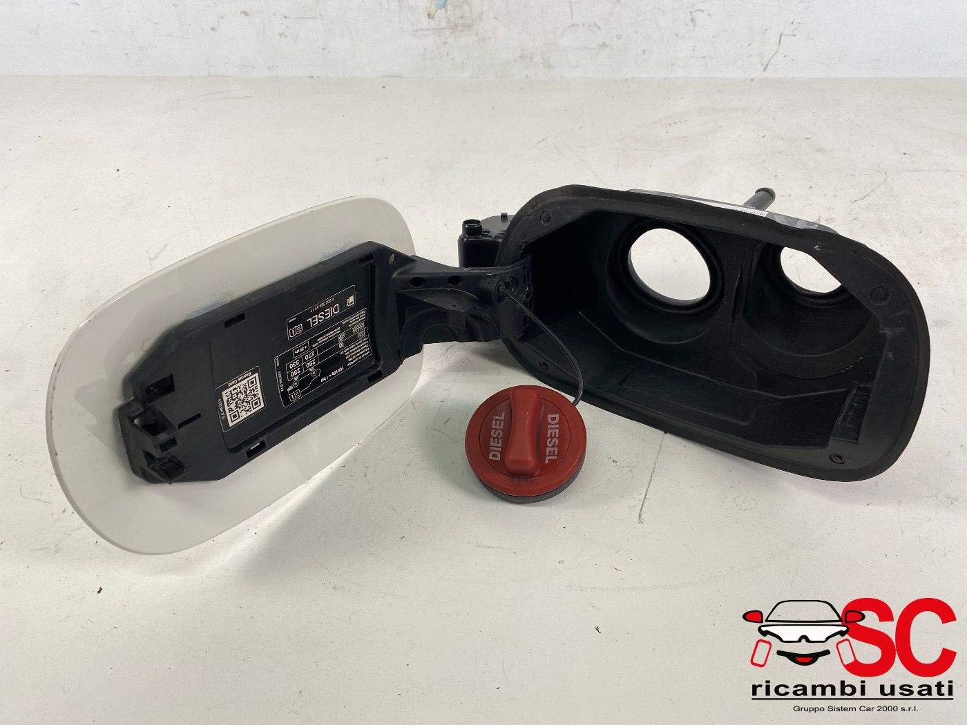 Sportello Tappo Carburante Mercedes Classe C W205 A2056300267 - 37855