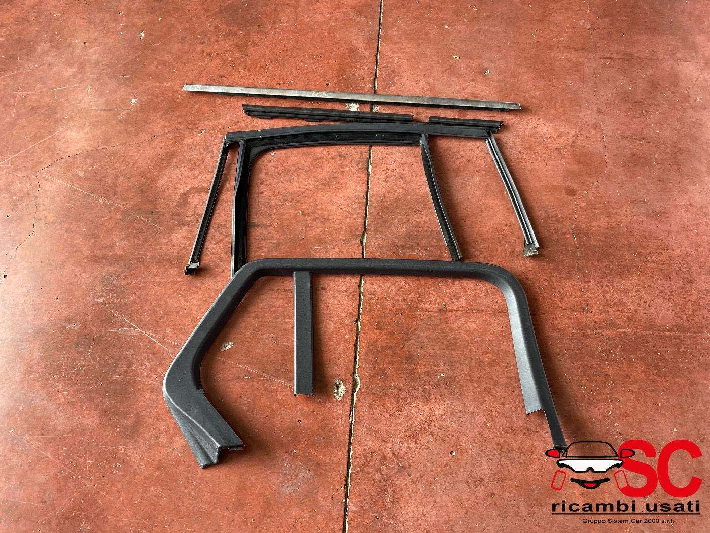Guarnizione Vetro Porta Post Sx Classe C W205 A2057300524 - 37889