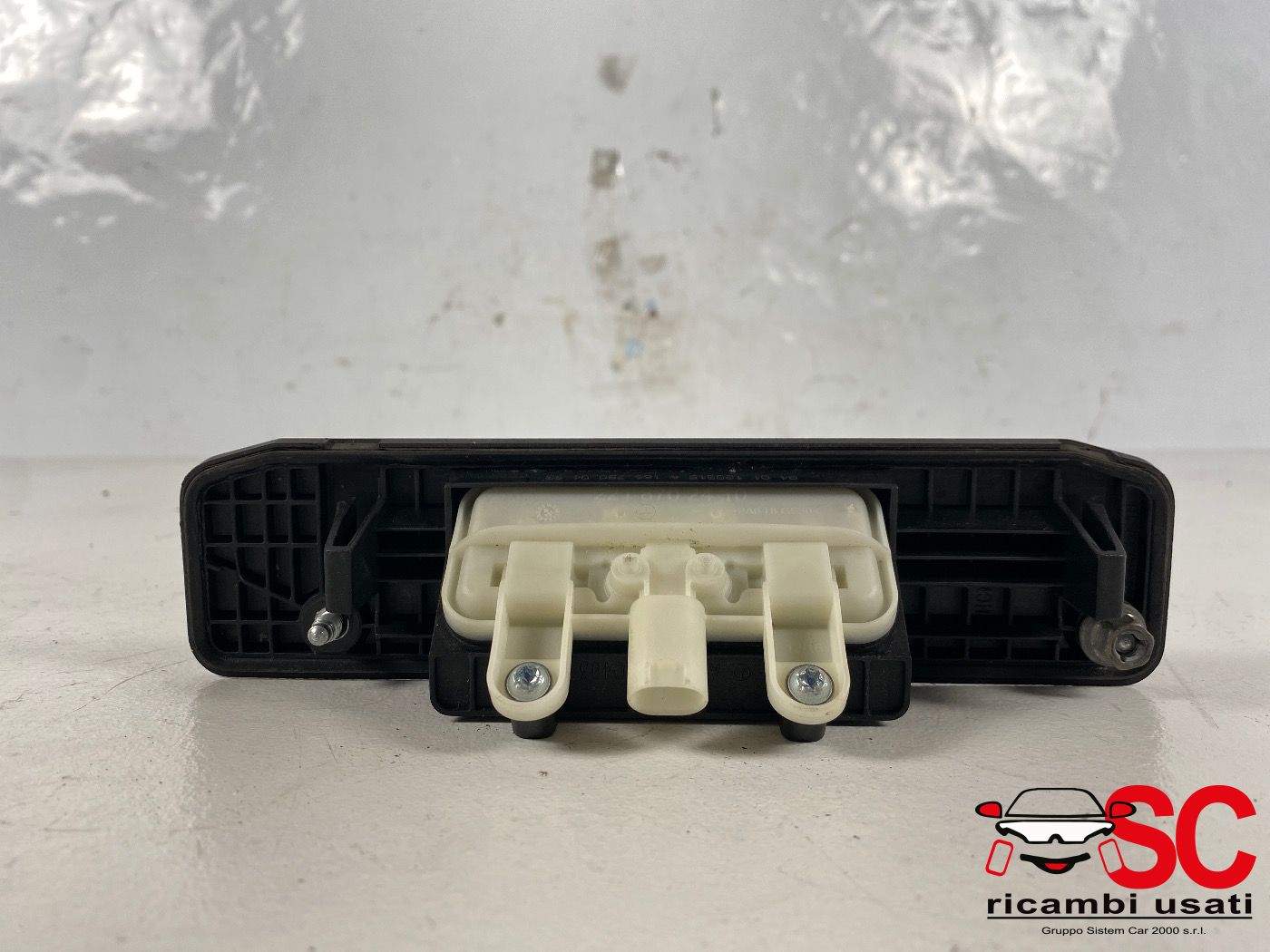 Pulsante Apertura Portellone Mercedes Classe C Sw A1667500493 2218702410 - 37905 Pulsante Apertura Portellone Mercedes Classe C Sw A1667500493 2218702410 - 37905