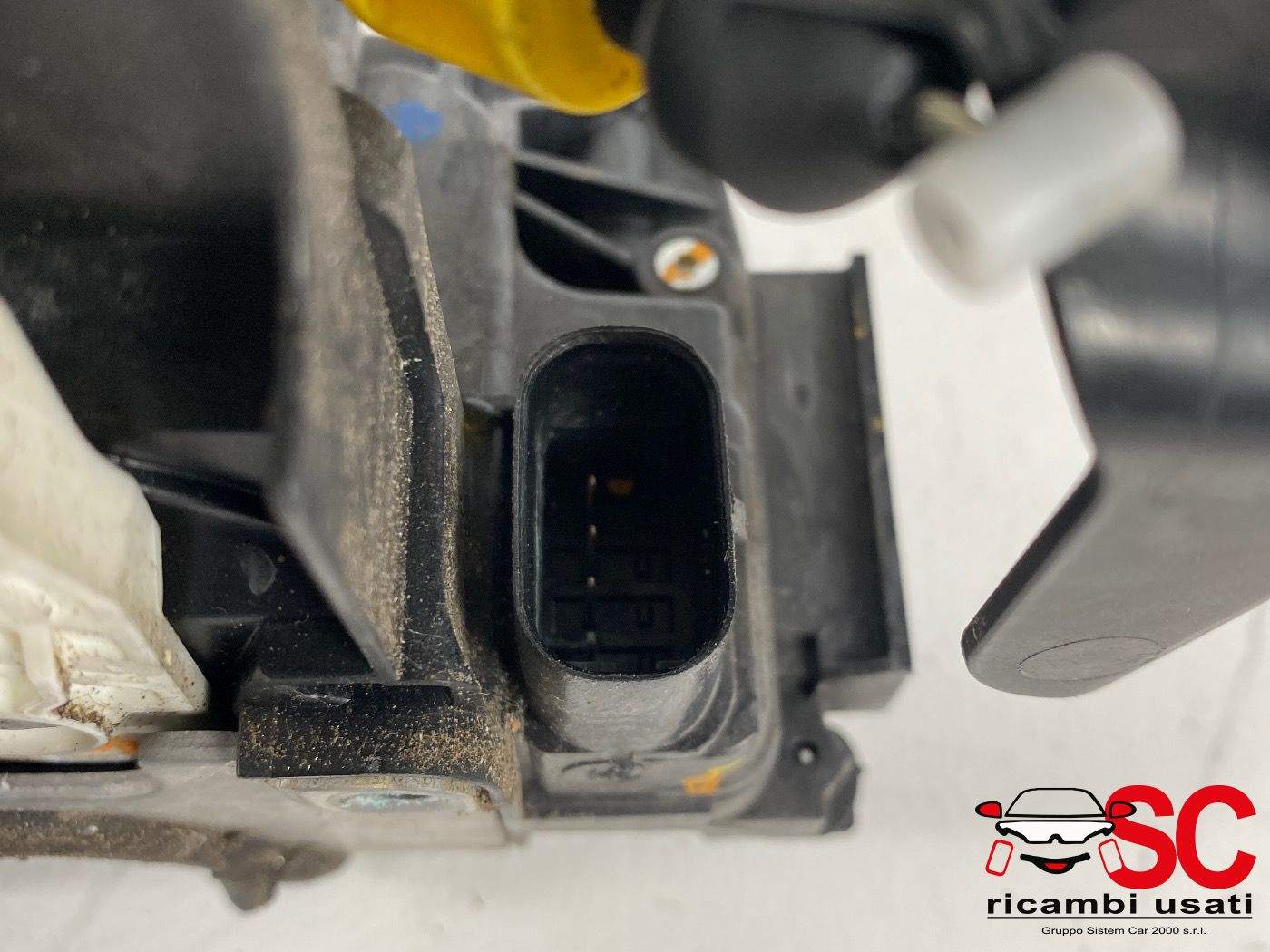 Serratura Porta Anteriore Destra Classe C W205 A0997201800 - 37916 Serratura Porta Anteriore Destra Classe C W205 A0997201800 - 37916