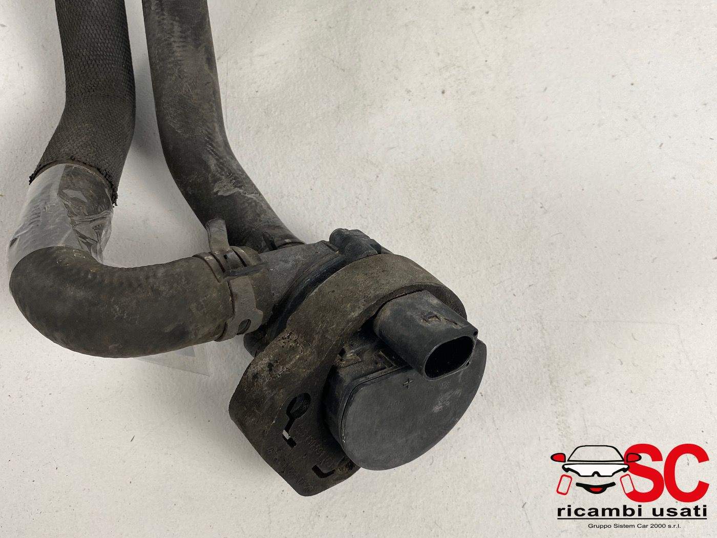 Pompa Acqua Mercedes Classe C W205 A2118350028 - 37952 Pompa Acqua Mercedes Classe C W205 A2118350028 - 37952