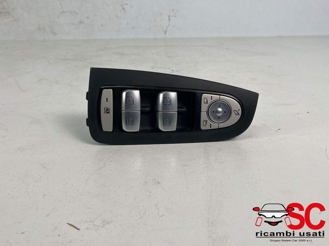 Pulsantiera Alzavetro Anteriore Sx Classe C W205 A2229056800 - 37968 Pulsantiera Alzavetro Anteriore Sx Classe C W205 A2229056800 - 37968