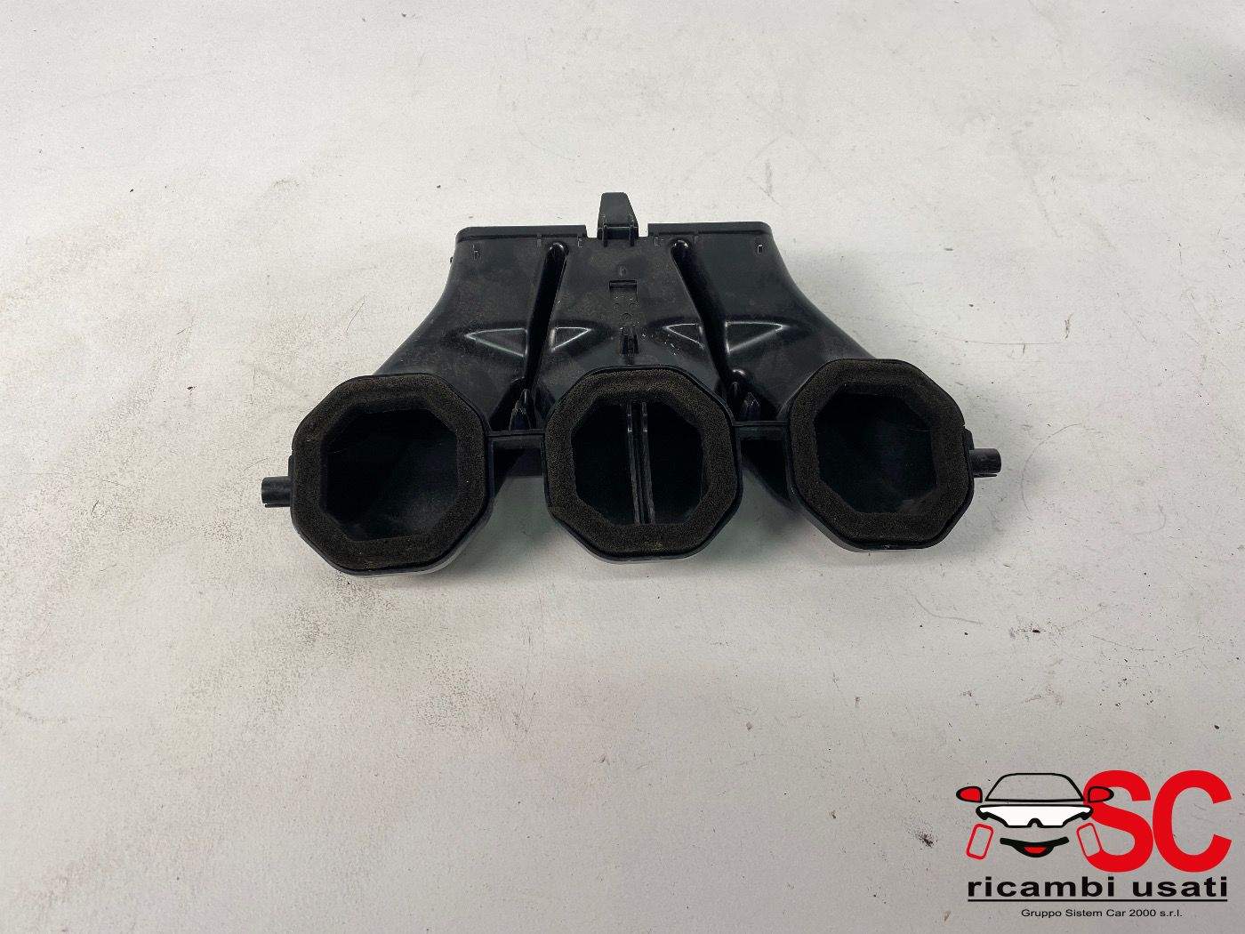 Condotto Aria Centrale Mercedes Classe C W205 A2058309001 - 37969 Condotto Aria Centrale Mercedes Classe C W205 A2058309001 - 37969