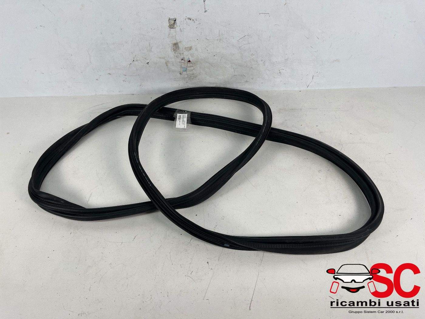 Guarnizione Portellone Mercedes Classe C Sw W205 - 37977 Guarnizione Portellone Mercedes Classe C Sw W205 - 37977