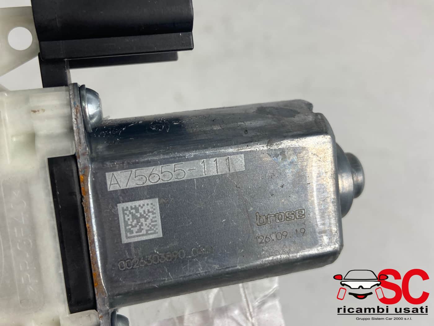 Alzavetro Anteriore Destro Ford Fiesta Mk7 A75655111 - 38815