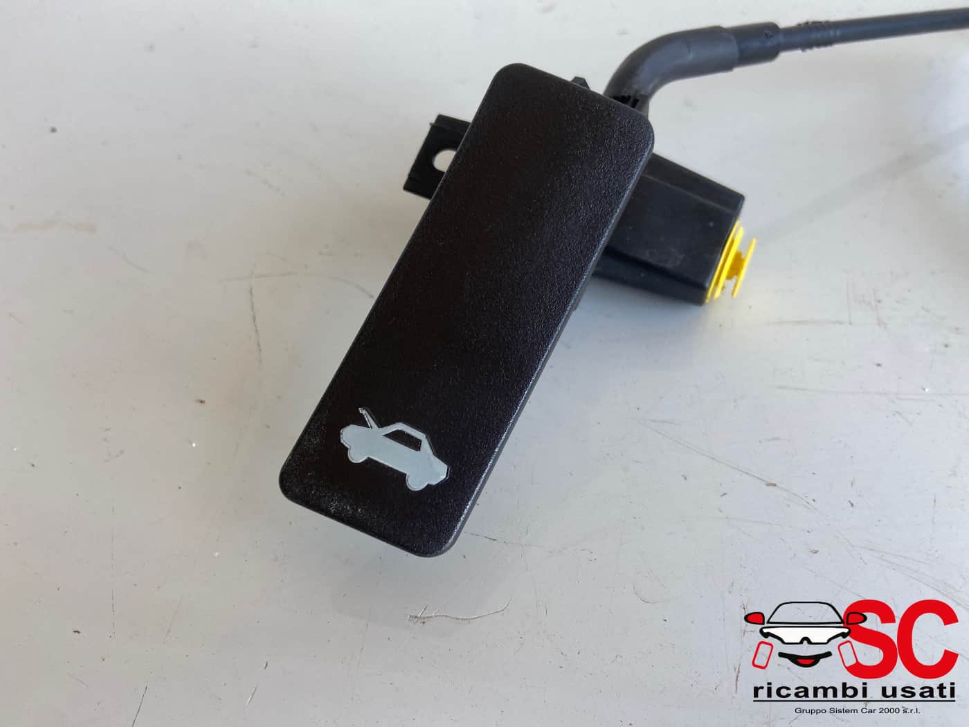 Leva Apertura Cofano Anteriore Ford Fiesta Mk7 - 38863 Leva Apertura Cofano Anteriore Ford Fiesta Mk7 - 38863