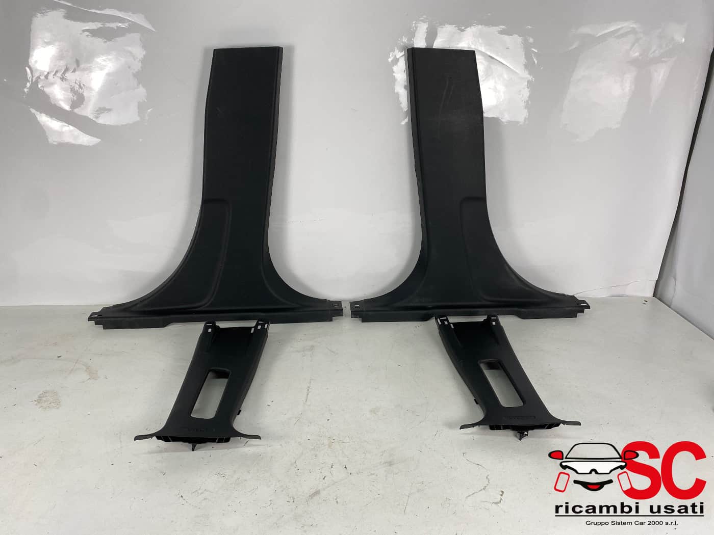 Rivestimento Montante Centrale Ford Fiesta Mk7 H1BBA24583AE H1BBA24582AE - 39149 Rivestimento Montante Centrale Ford Fiesta Mk7 H1BBA24583AE H1BBA24582AE - 39149
