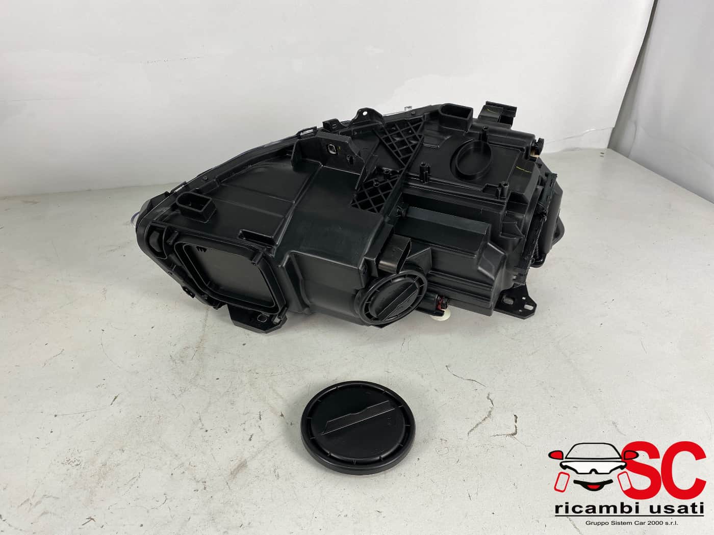 Faro Anteriore Sinistro Classe A W176 (nuovo) A1768203861 - 39156 Faro Anteriore Sinistro Classe A W176 (nuovo) A1768203861 - 39156