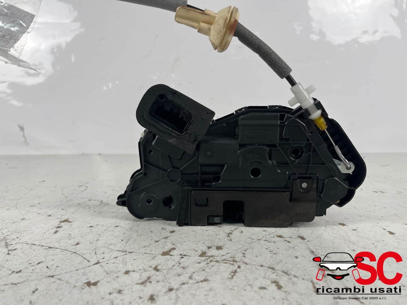 Serratura Porta Anteriore Sinistra Tiguan 5NB837015E - 41403 Serratura Porta Anteriore Sinistra Tiguan 5NB837015E - 41403