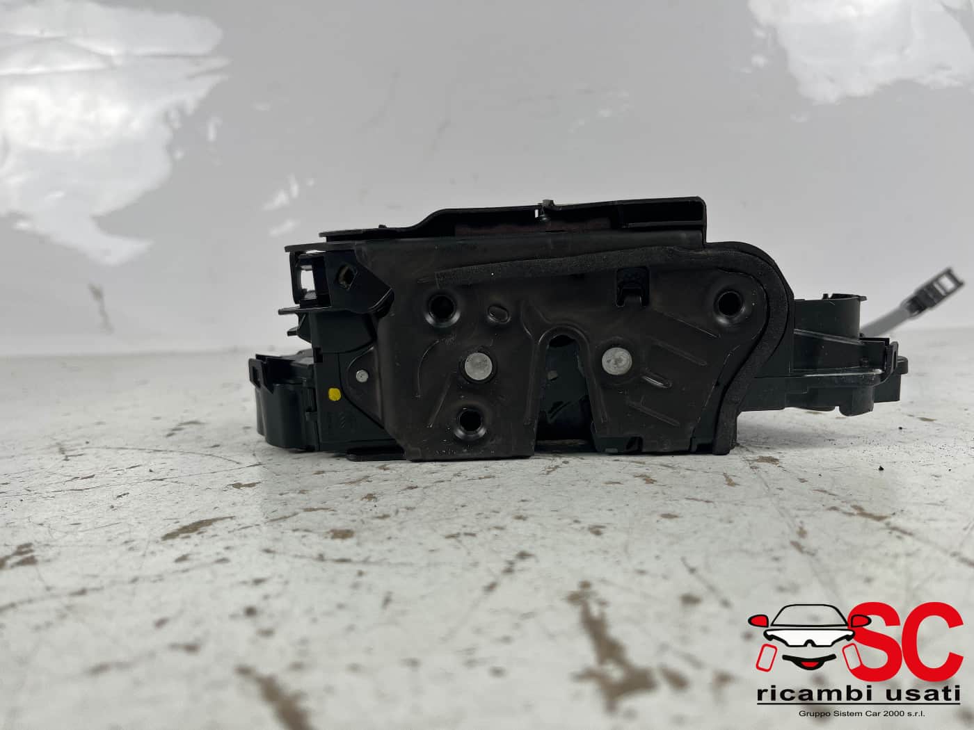 Serratura Porta Anteriore Sinistra Tiguan 5NB837015E - 41403 Serratura Porta Anteriore Sinistra Tiguan 5NB837015E - 41403