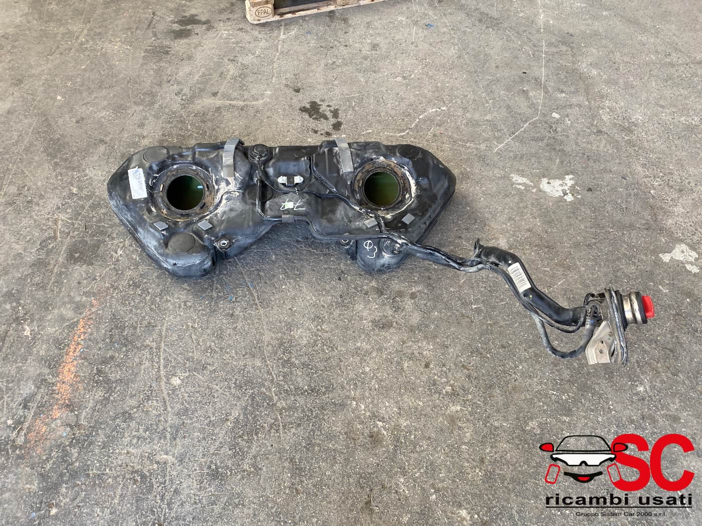 Serbatoio Carburante Mercedes Classe C W204 - W00152 Serbatoio Carburante Mercedes Classe C W204 - W00152