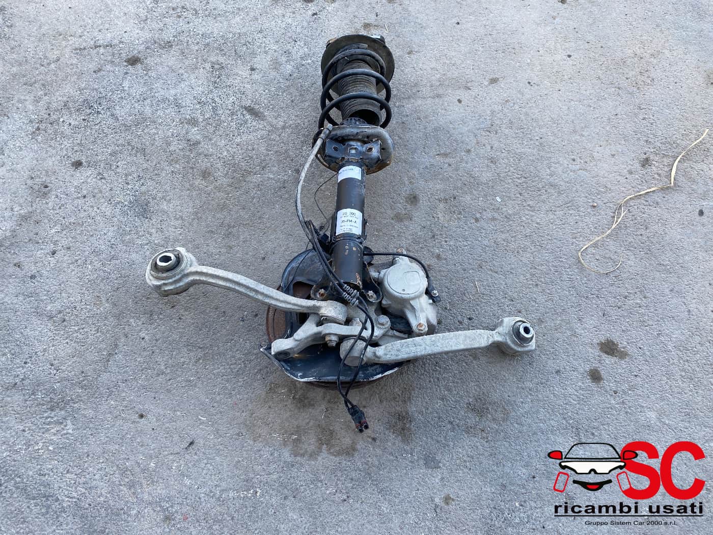 Mozzo Anteriore Destro Mercedes Classe C W204  - W00159