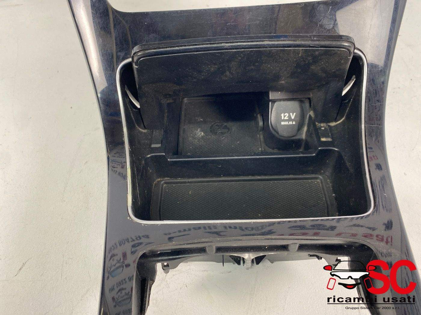 RIVESTIMENTO CRUSCOTTO MERCEDES Classe C (W205) (2013-) A2056805107 (13>)