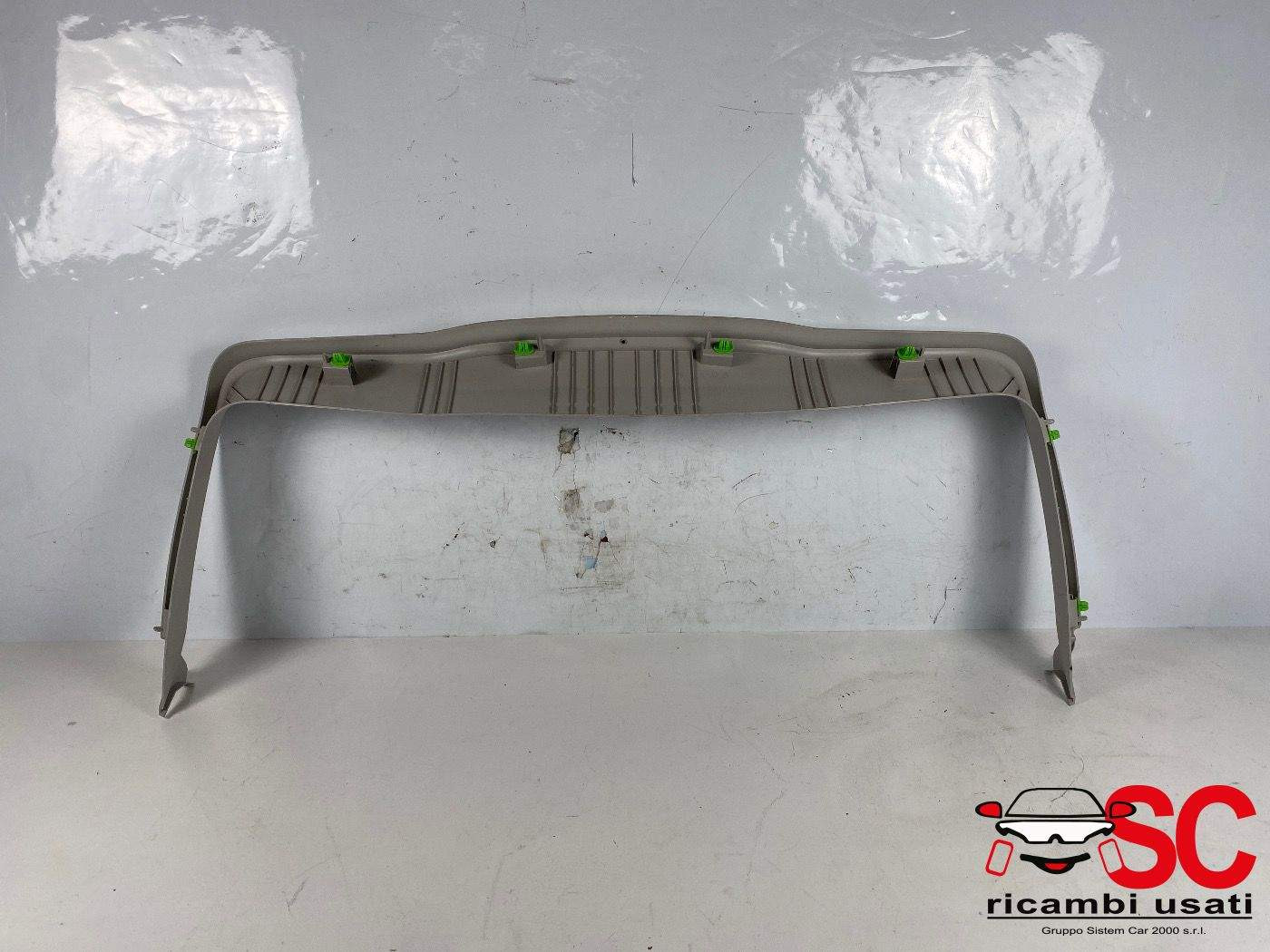 RIVESTIMENTO PLASTICA INTERNO PORTELLONE POST MERCEDES Classe C (W205) (2013-) A2057400371 (13>)