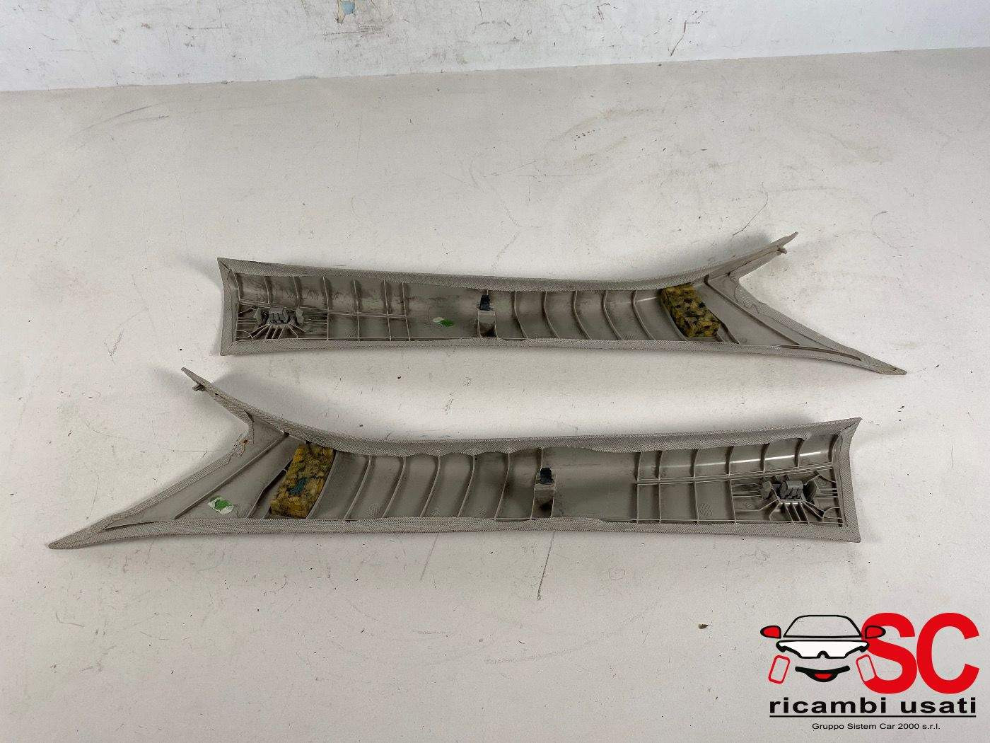 RIVESTIMENTO MONTANTE ANTERIORE SX E DX MERCEDES Classe C (W205) (2013-) A2056900026 (13>)