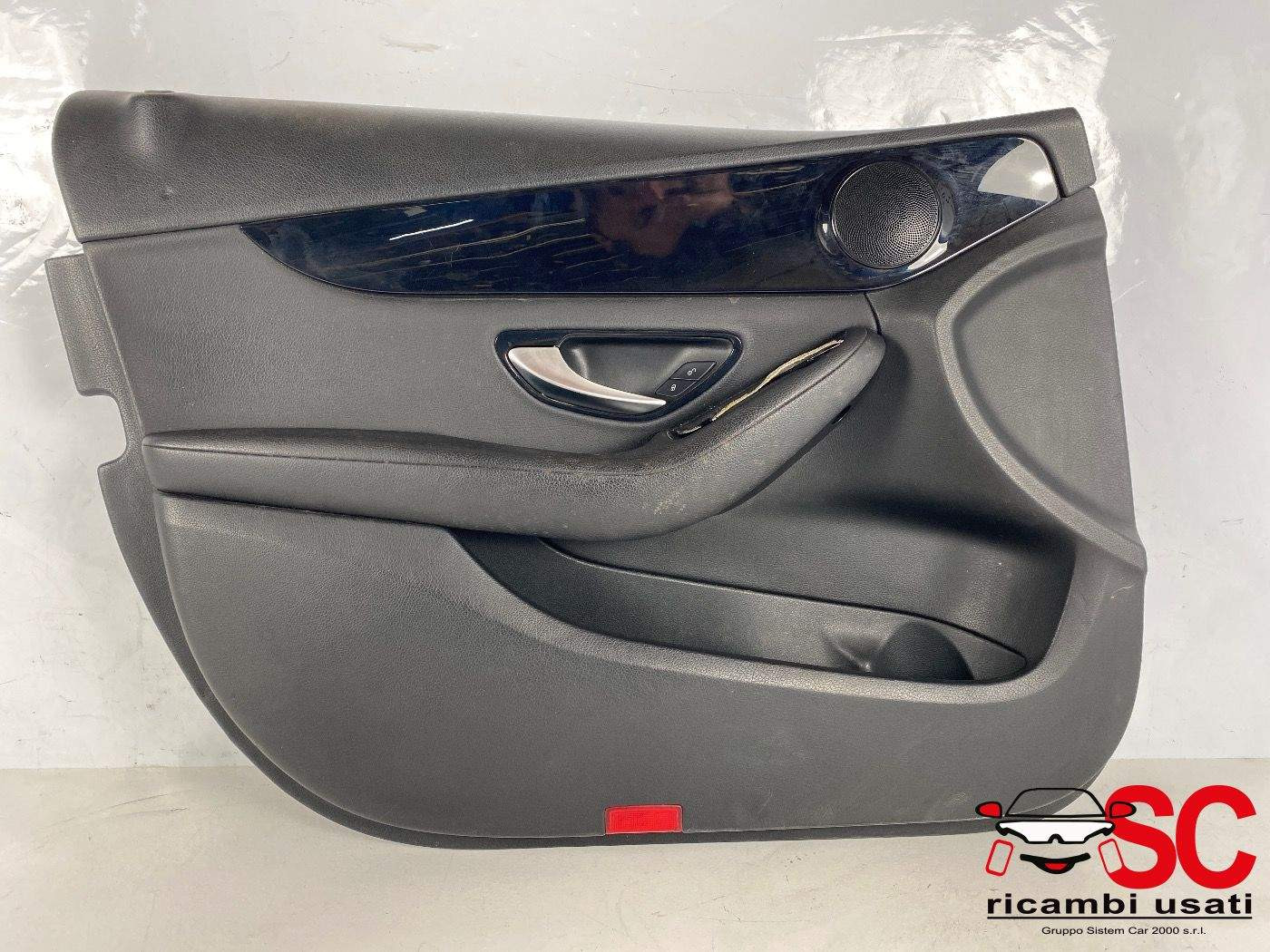 PANNELLO INTERNO PORTIERA ANT SX MERCEDES Classe C (W205) (2013-) A2057200170 (13>)