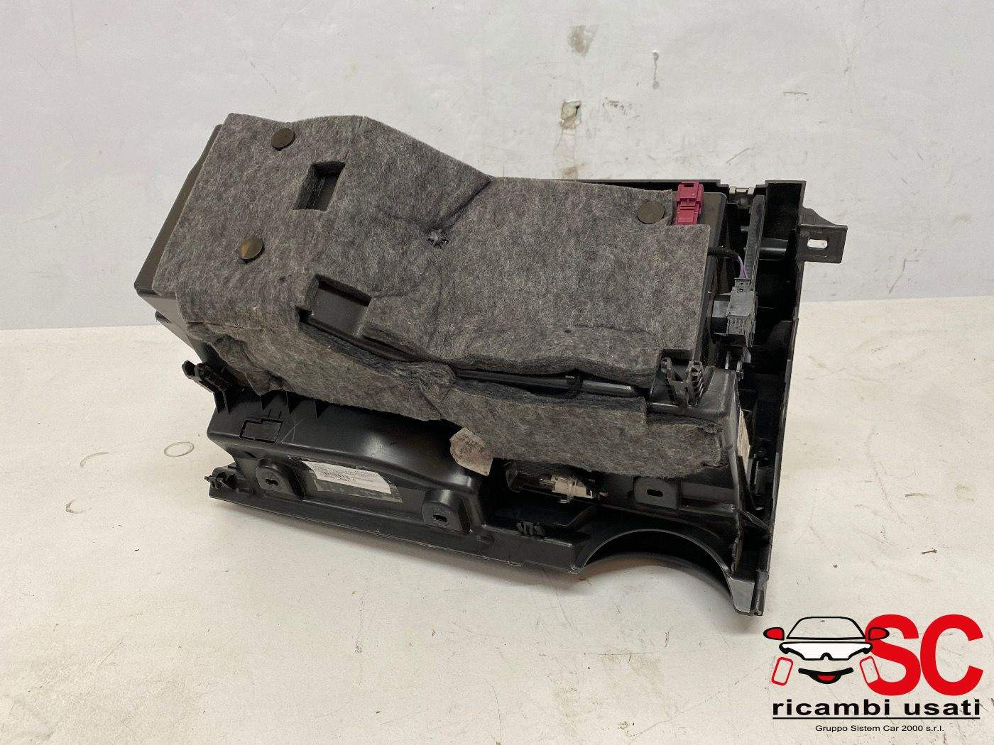 VANO PORTAOGGETTI MERCEDES Classe C (W205) (2013-) A2056800091 (13>)